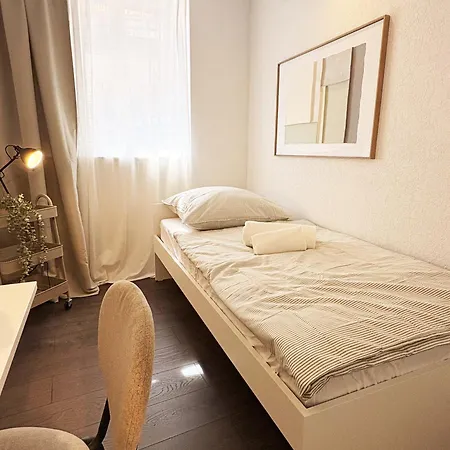 Apartamento Zentrales Modernes 1-zimmer-apartment In Nahe Hockenheimring Mit Wlan, Arbeitsplatz & Kitchenette